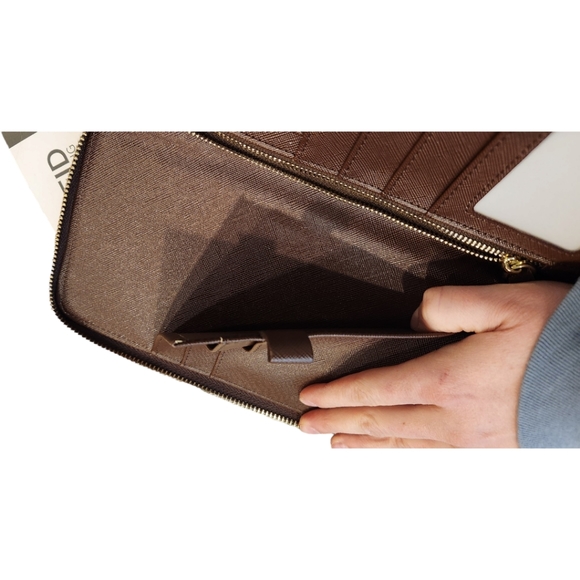Apadi Brown Clutch Zipper Wallet Organizer - Picture 2 of 13